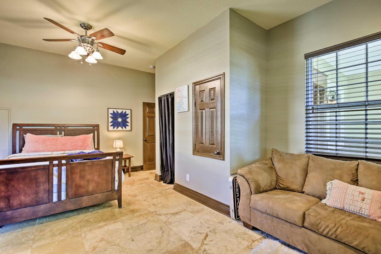 Tampa Oasis With Pool About 7 Mi To Busch Gardens! Βίλα Εξωτερικό φωτογραφία