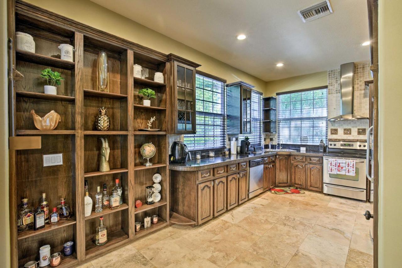 Tampa Oasis With Pool About 7 Mi To Busch Gardens! Βίλα Εξωτερικό φωτογραφία